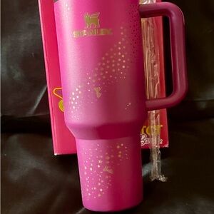 New Stanley Limited Barbie Superstar Vibrant Pink Mug with Stickers